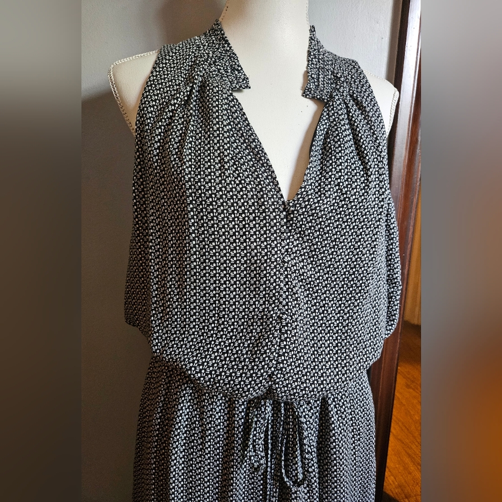 White House Black Market Sundress With Drawstring Waist - Picture 5 of 12